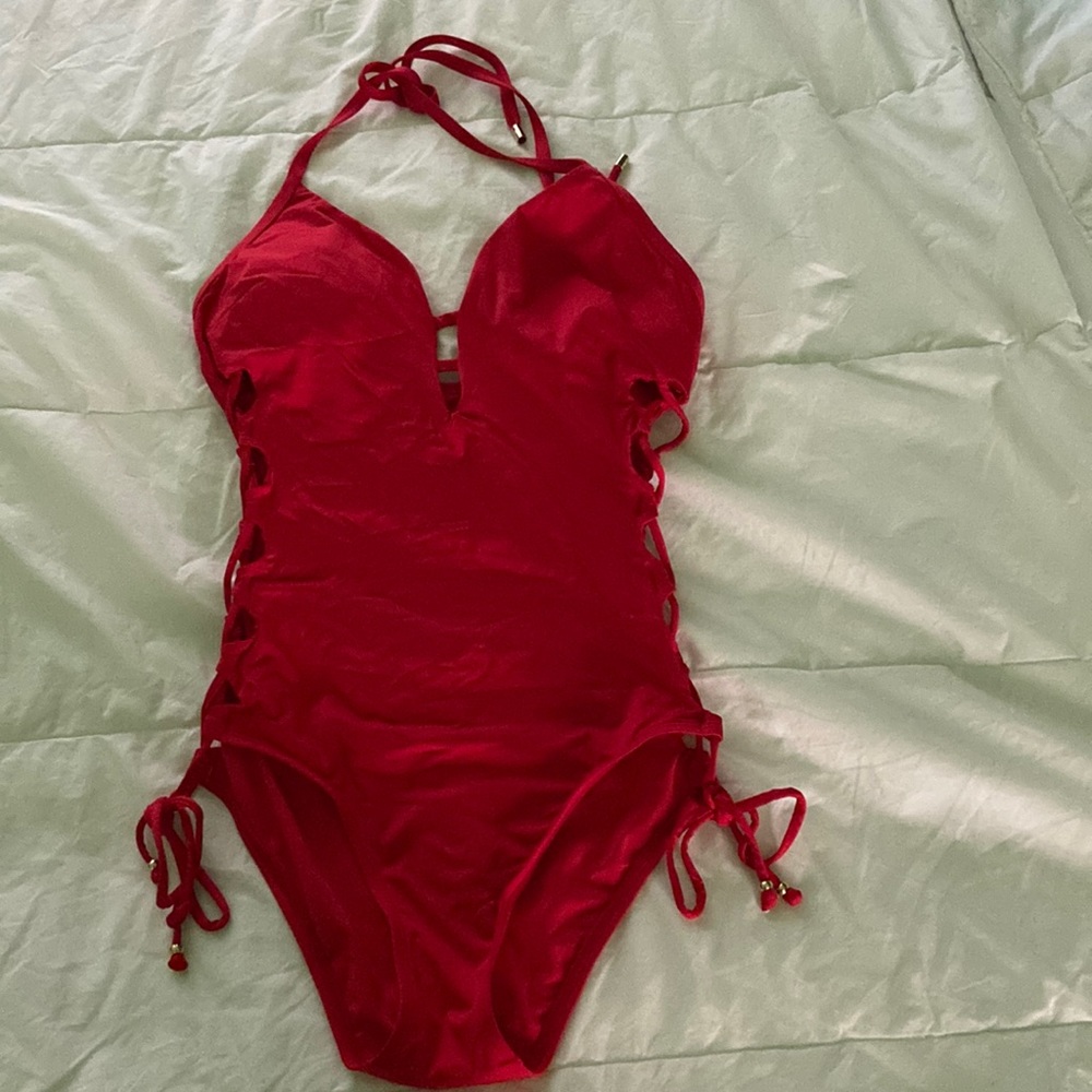 Laundry swimsuit